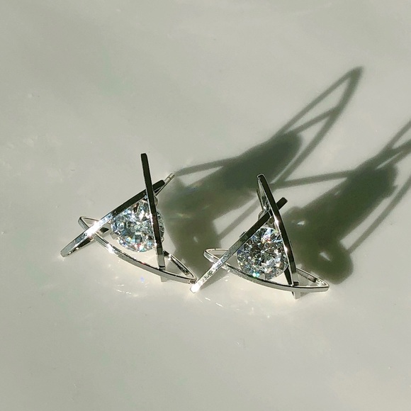 COPY - Triangle Zircon Stud Earring - Picture 4 of 12